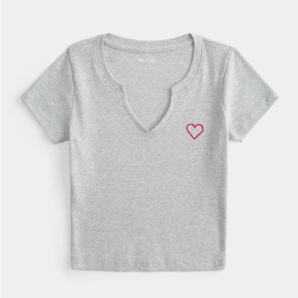 Hollister Ribbed Heart Graphic Baby Tee
